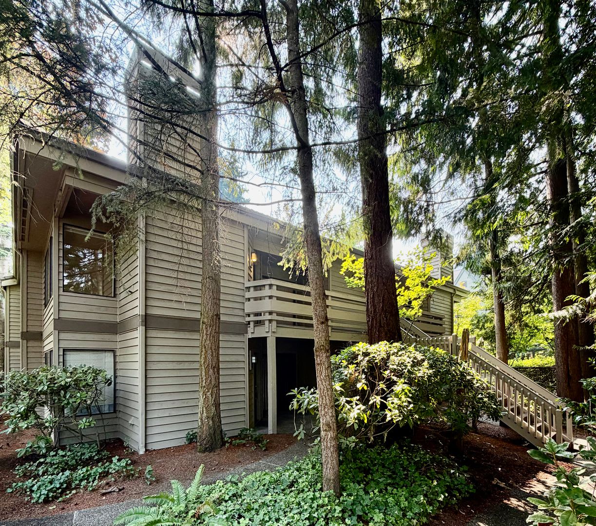 500 Off 1 Month S Rent 2 Bed 2 Bath Downtown Bellevue Condo 2 895 Month – photo 2
