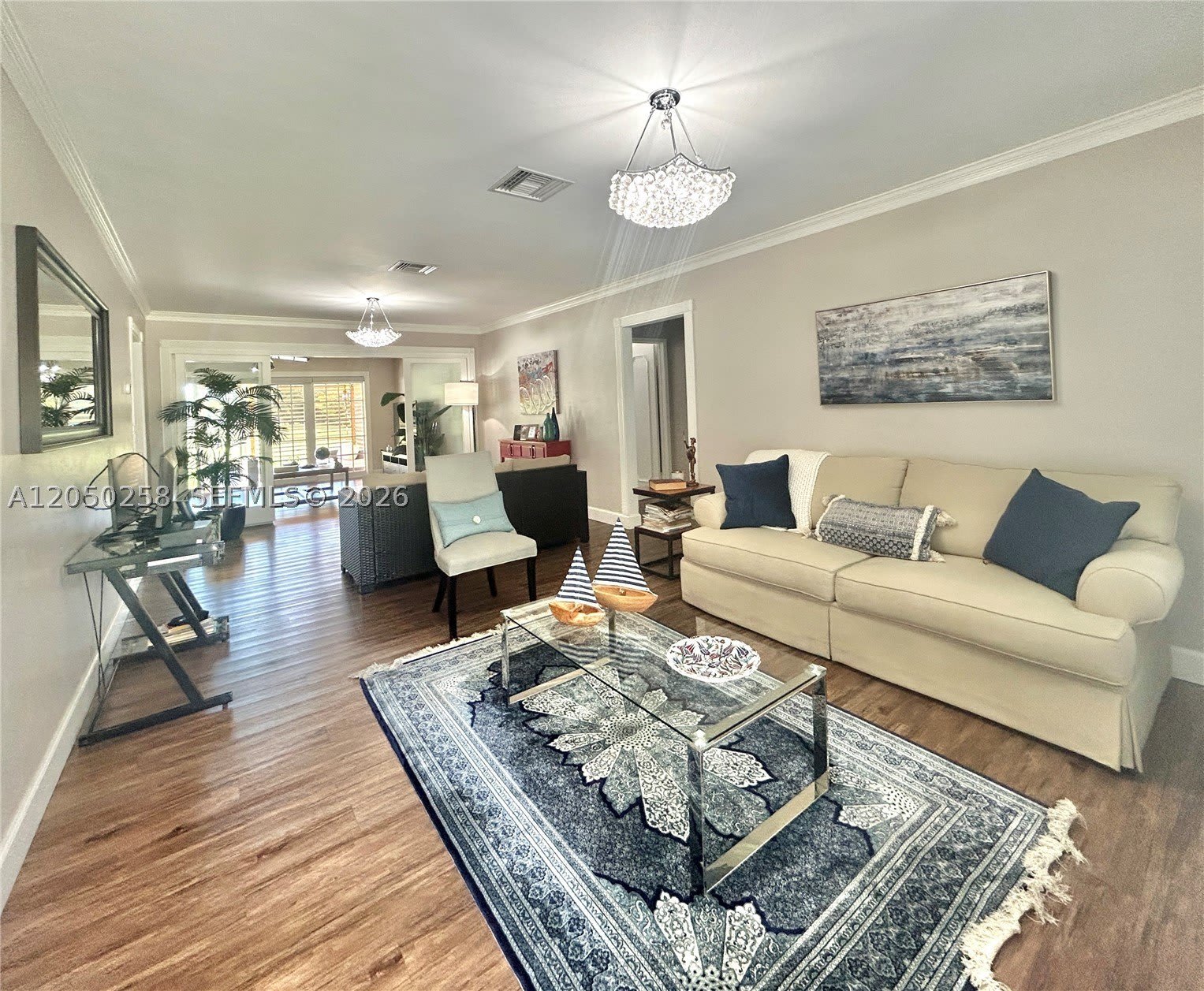 416 Bayberry Dr – photo 2