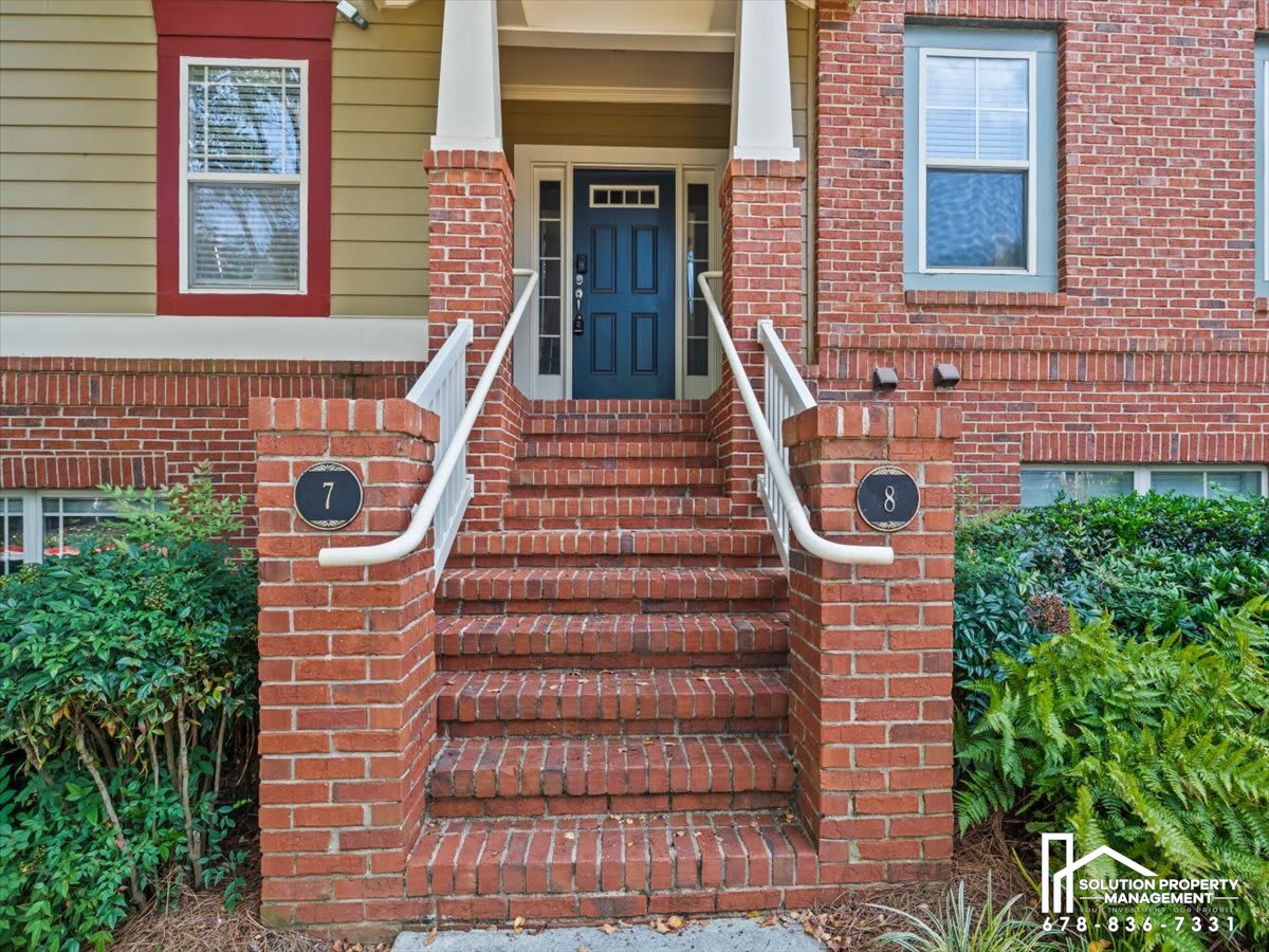 655 Mead Street Southeast – photo 2