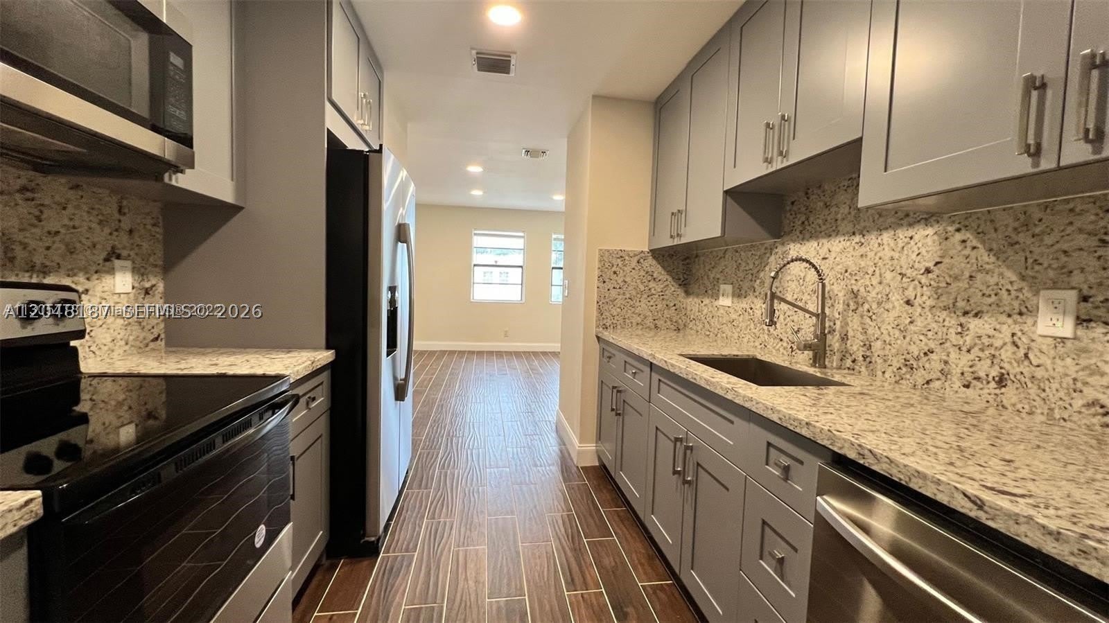 2130 Funston St – photo 2