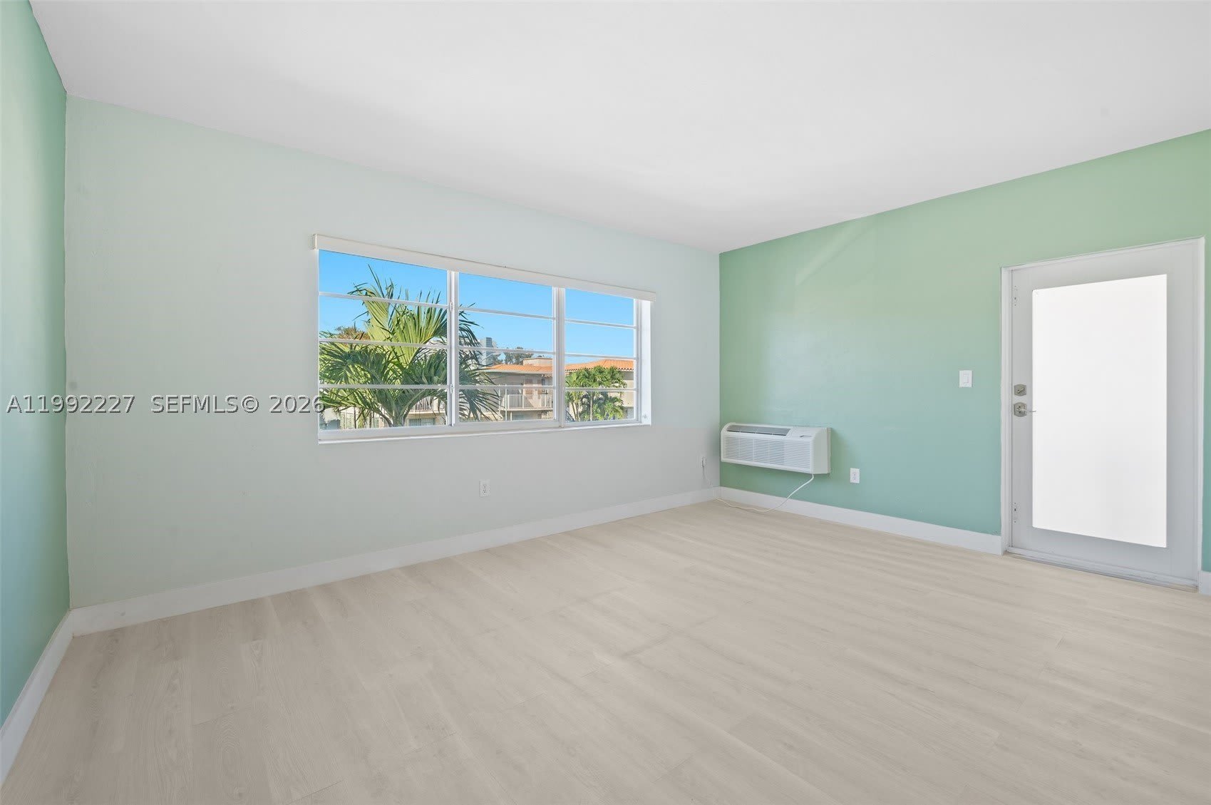 7315 Byron Ave – photo 4