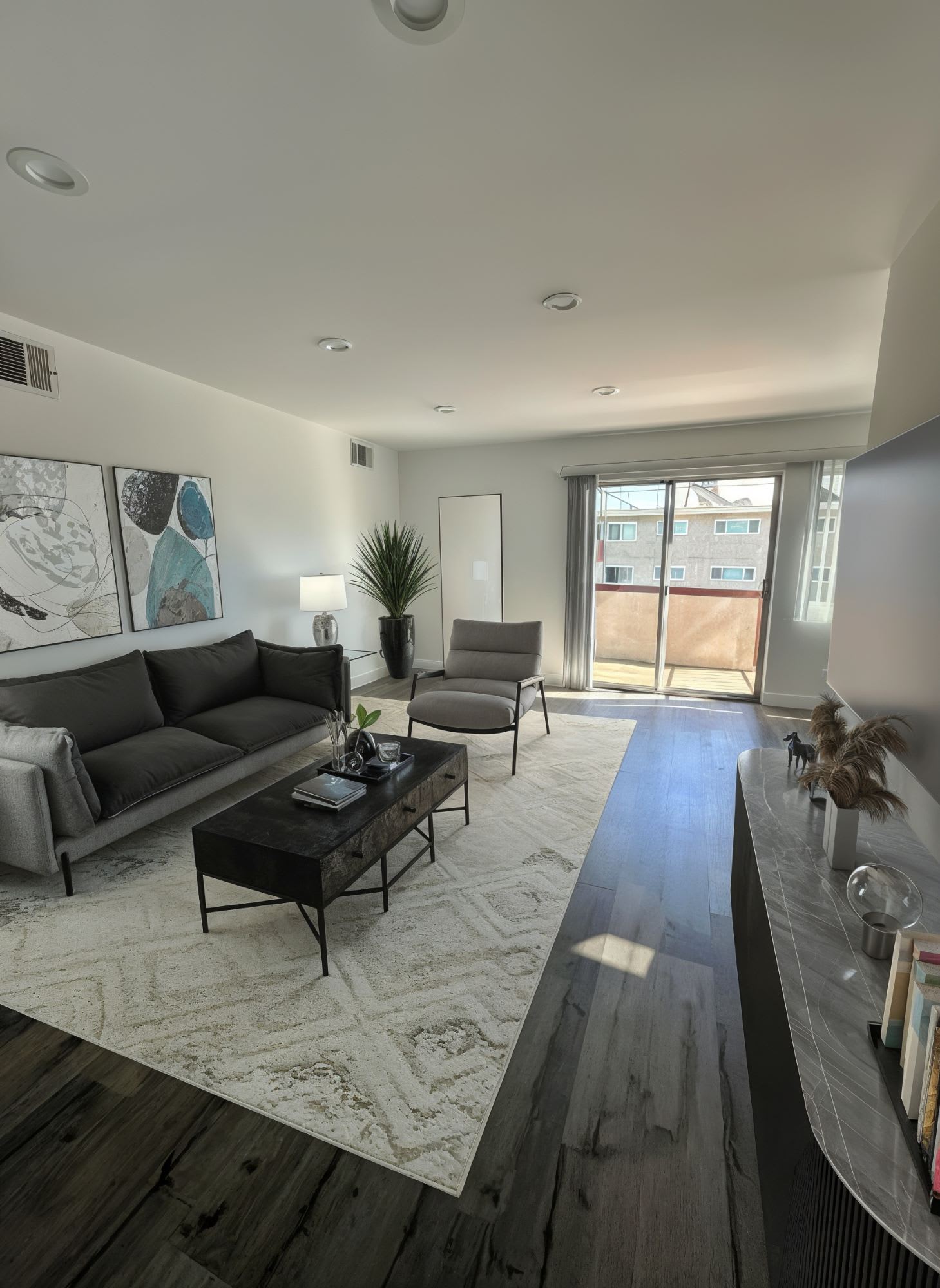Woodland House – photo 1