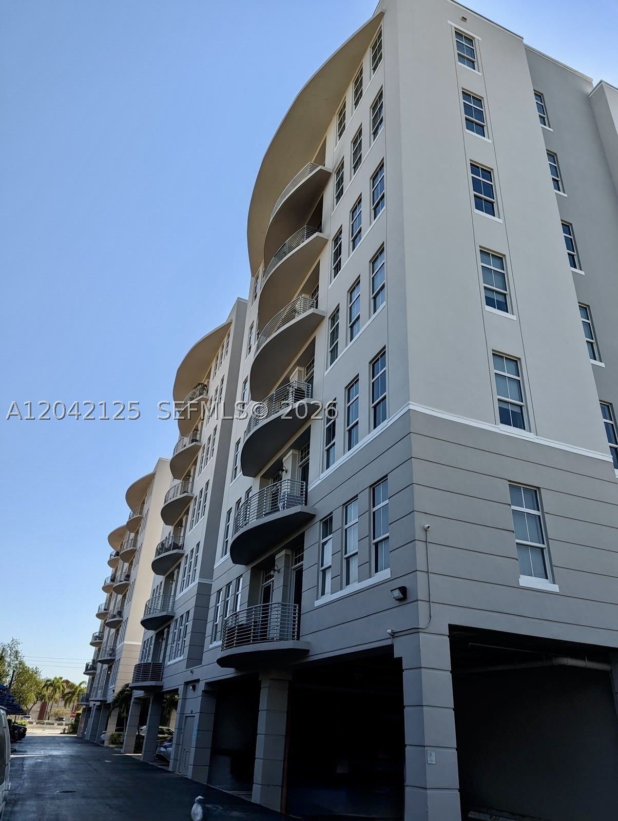 1789 Ne Miami Gardens Dr – photo 2