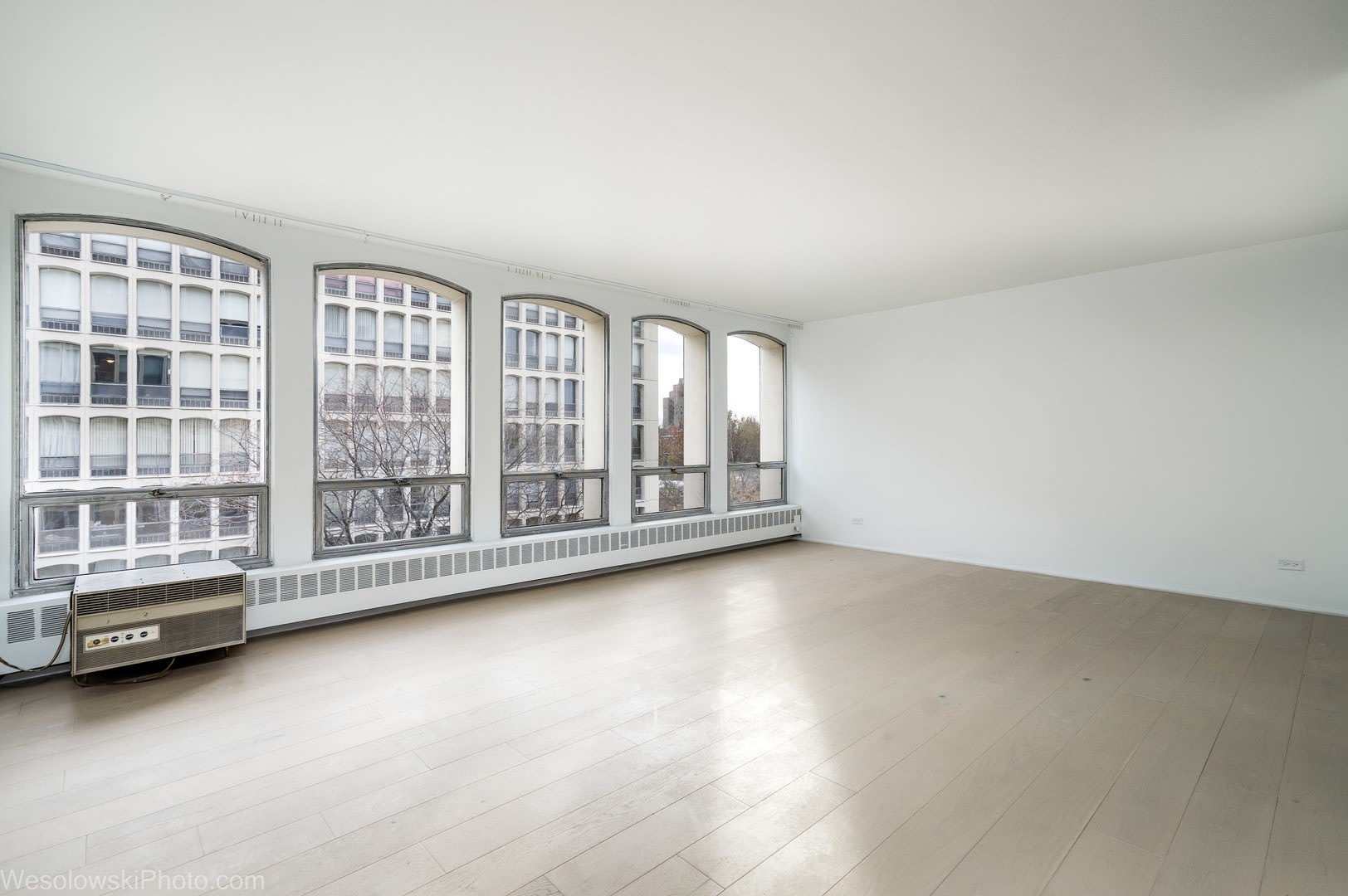 1401 E 55th Street – photo 5
