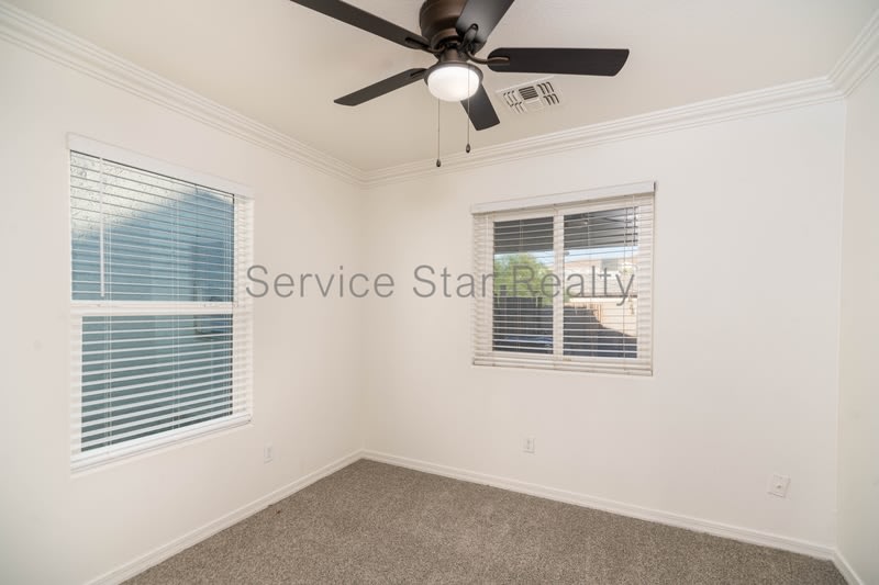 337 N 15th Ave – photo 4