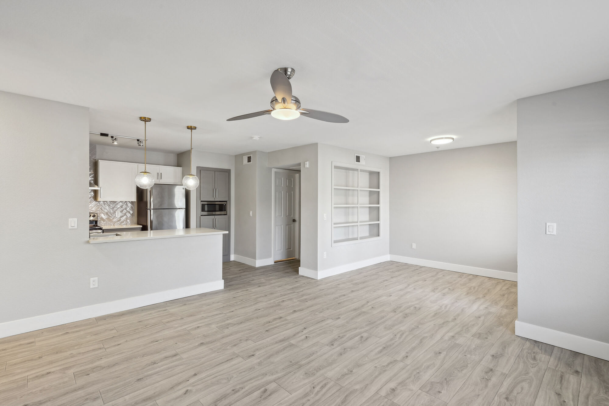 Lennox luxury living – photo 4