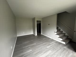6360 Ambleside Drive – photo 4