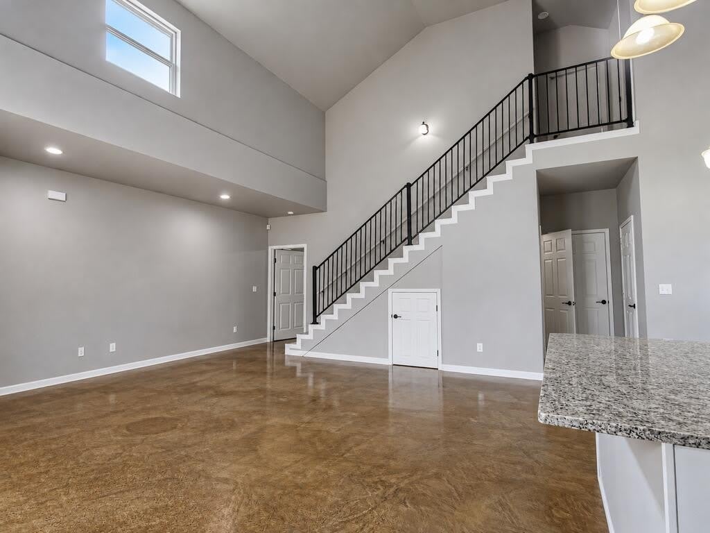501 N Burleson – photo 2