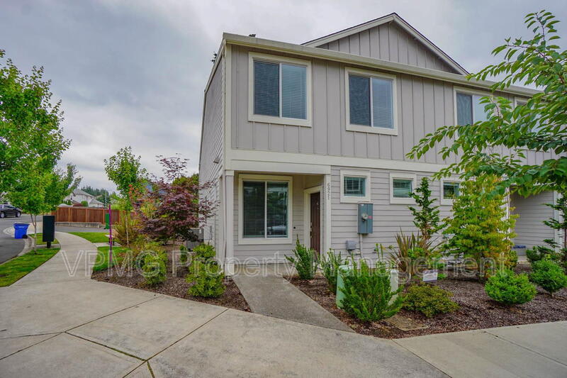 6921 NE 16th Ave – photo 1