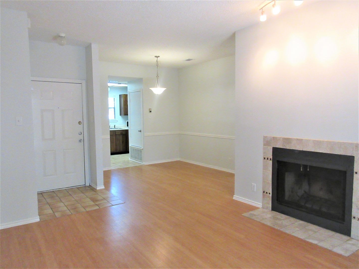 CO111 – photo 3
