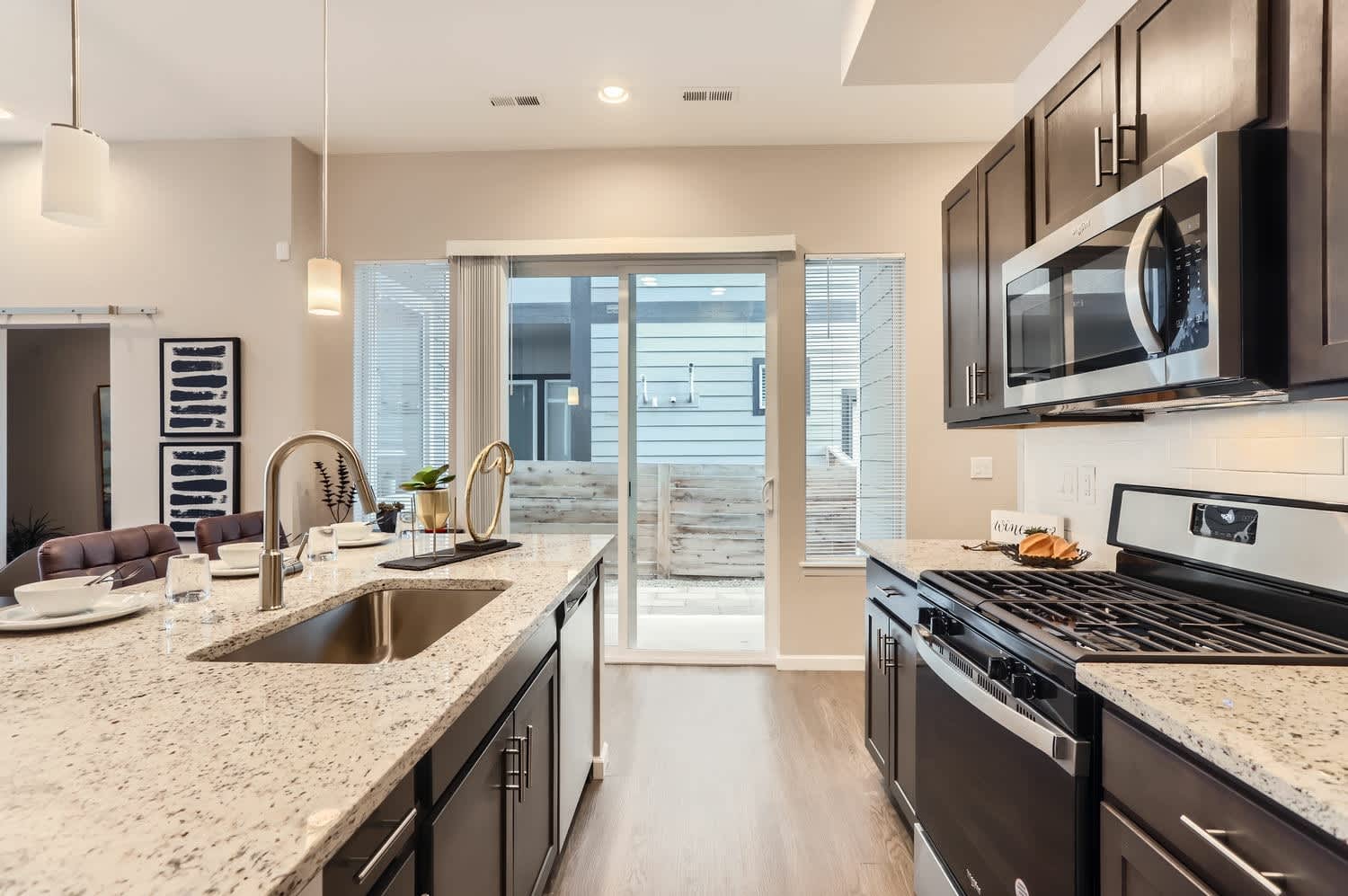 C2 Apartments – photo 2