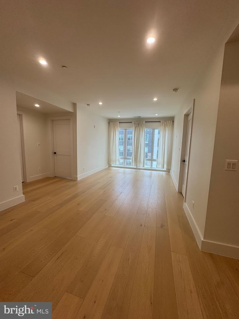 1658 K ST NE #5 – photo 3