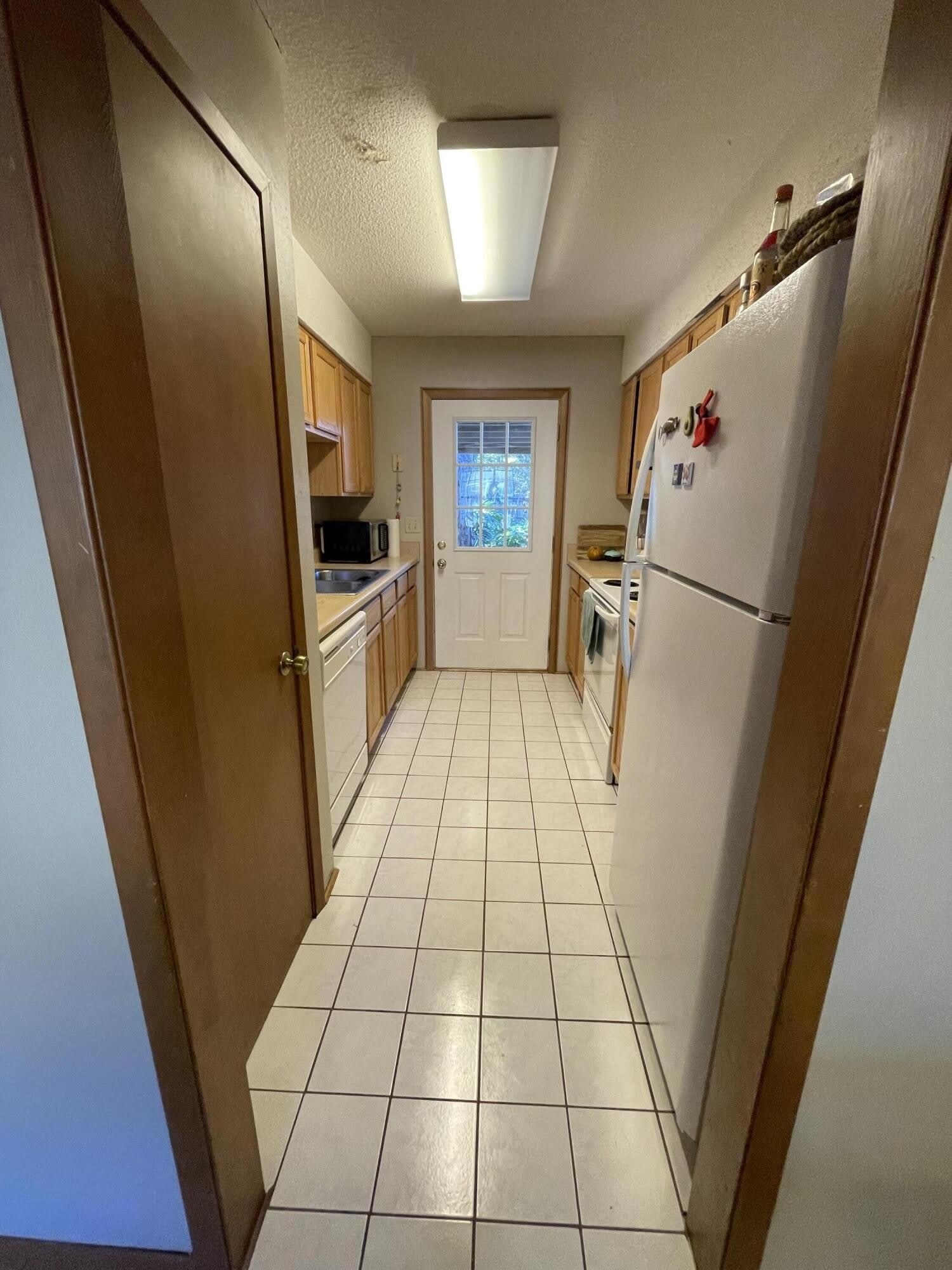 1008 Pineview Boulevard – photo 5