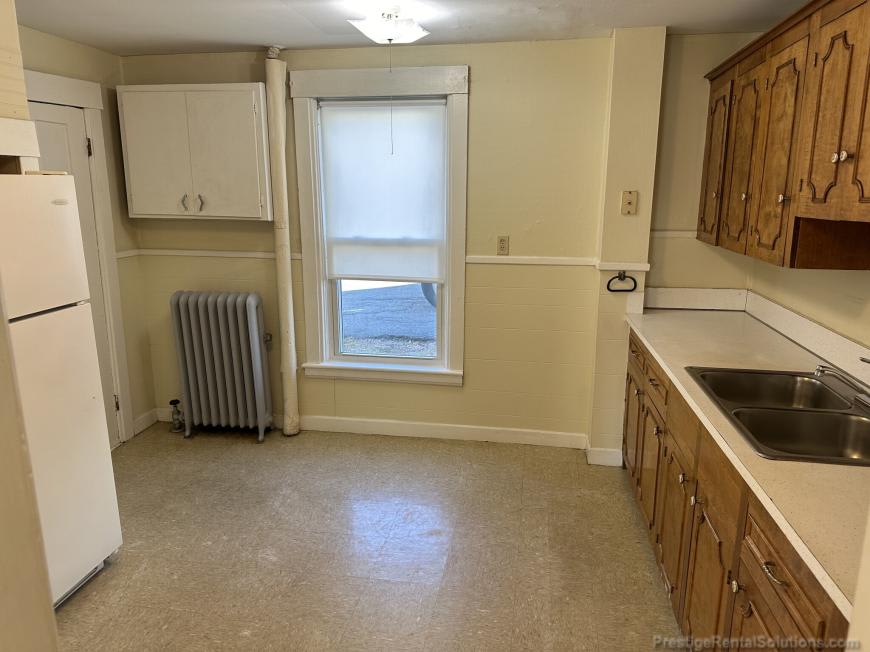 137 Merriam Ave. – photo 3