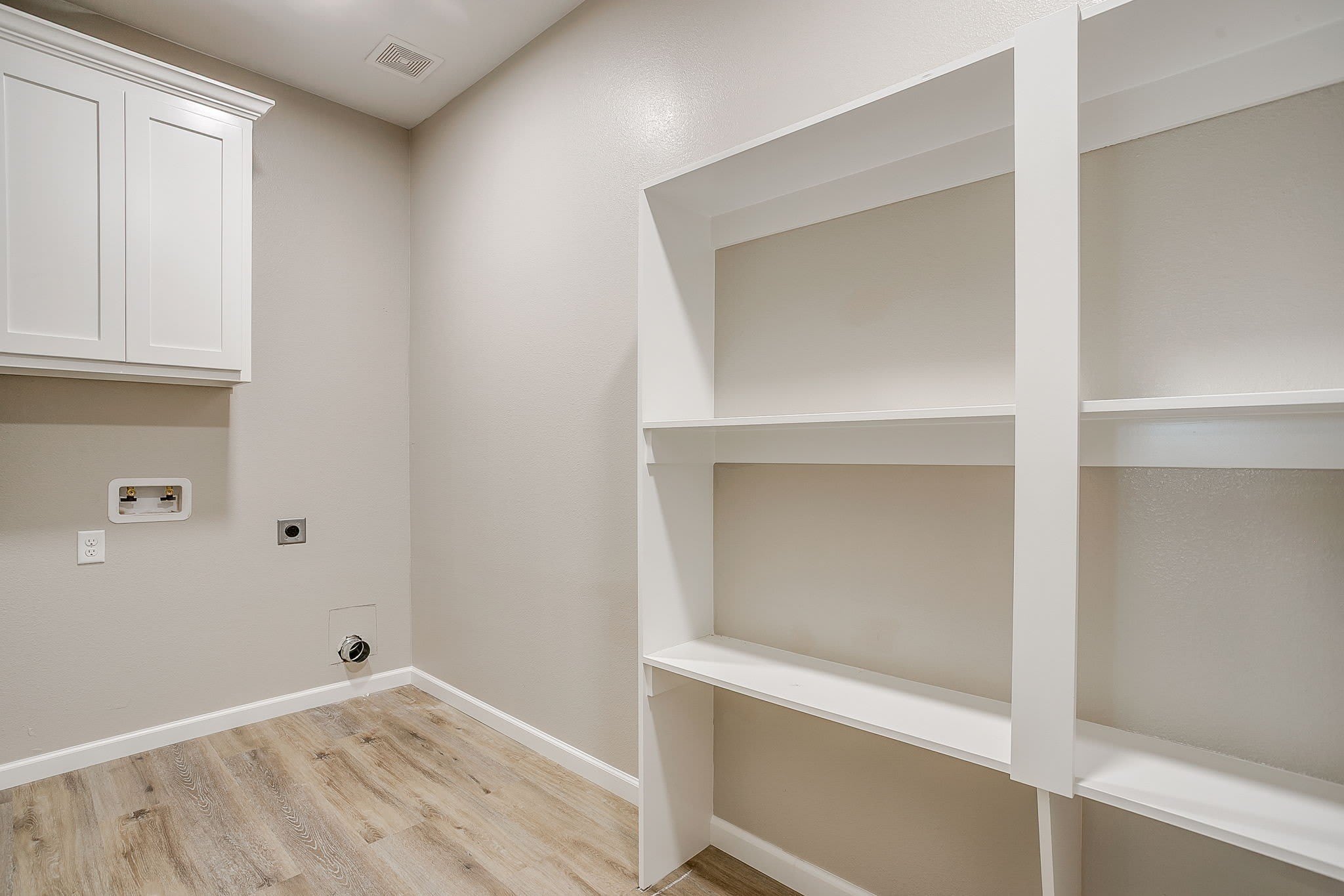 133 Winners Circle Unit # 102 – photo 3