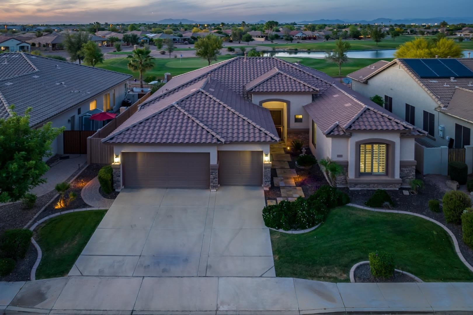4176 E Clubview Drive – photo 4