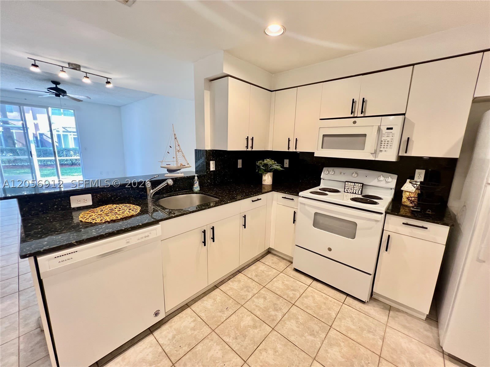 1387 Barcelona Way – photo 4
