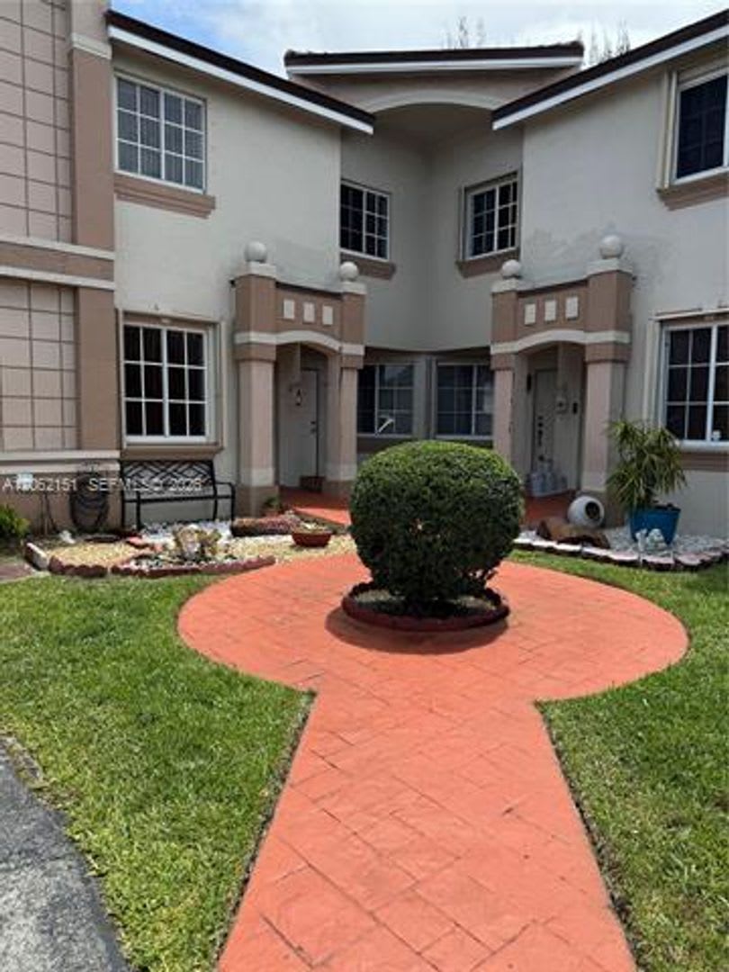 8360 NW 10th St th 9C, Miami, FL 33126 – photo 2
