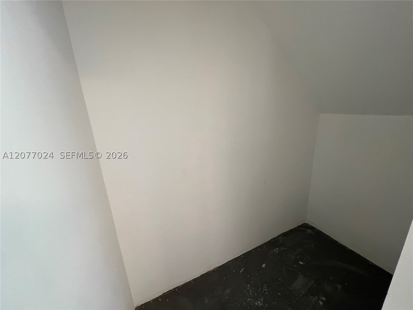 145 NE 82nd Ter – photo 4