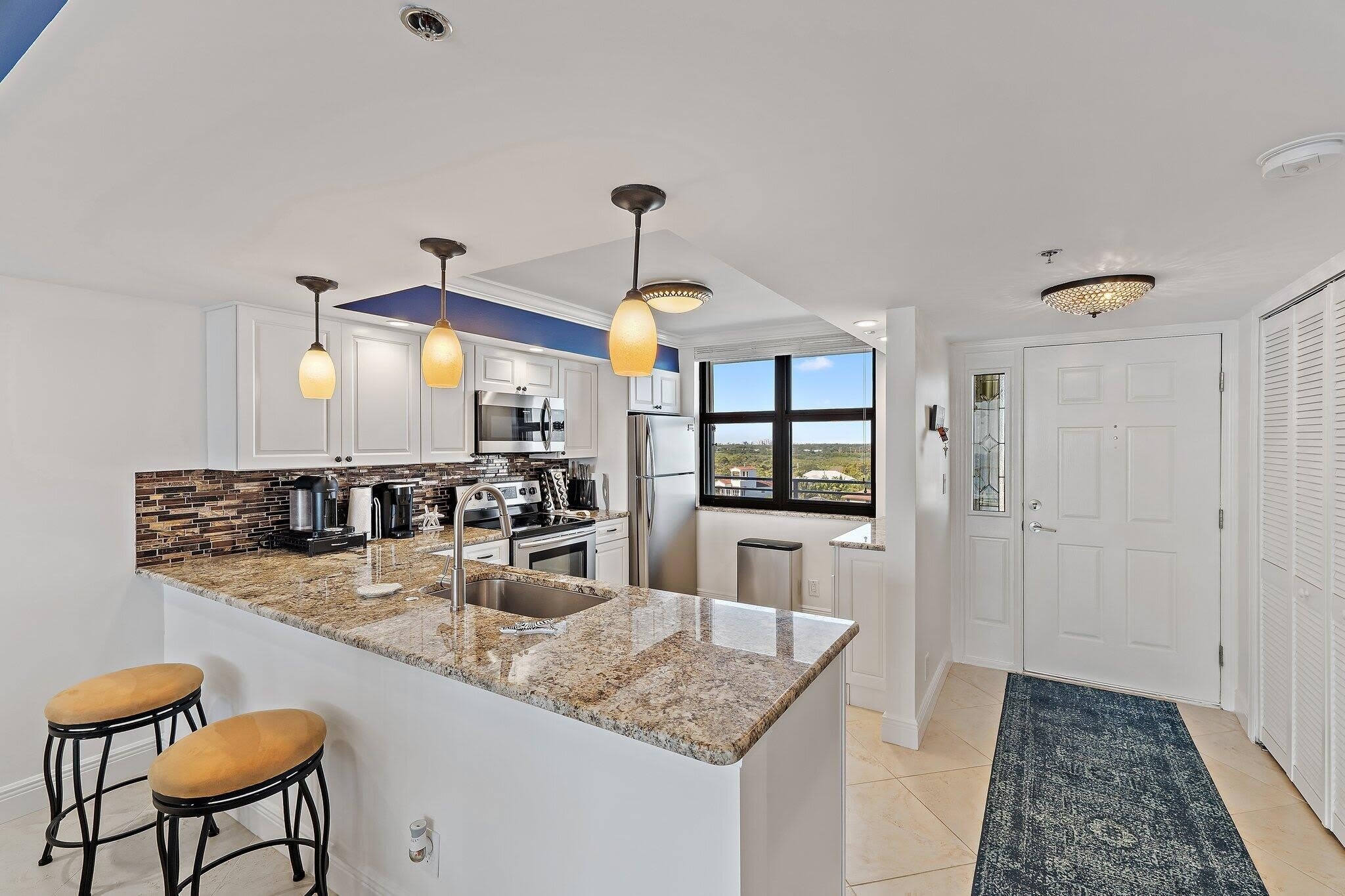 840 Ocean Drive – photo 3