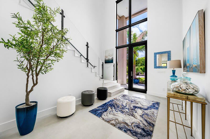 239 NE 11th Street – photo 4