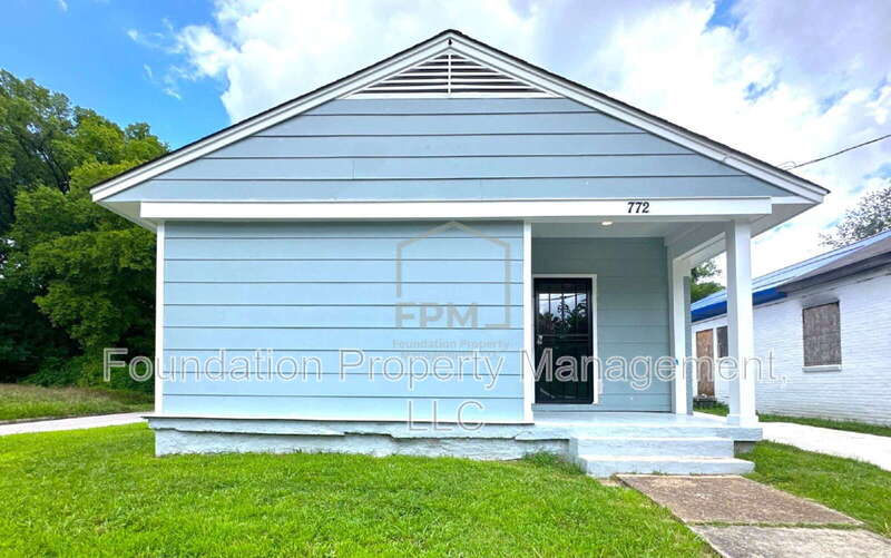 772 Pearce Street – photo 1