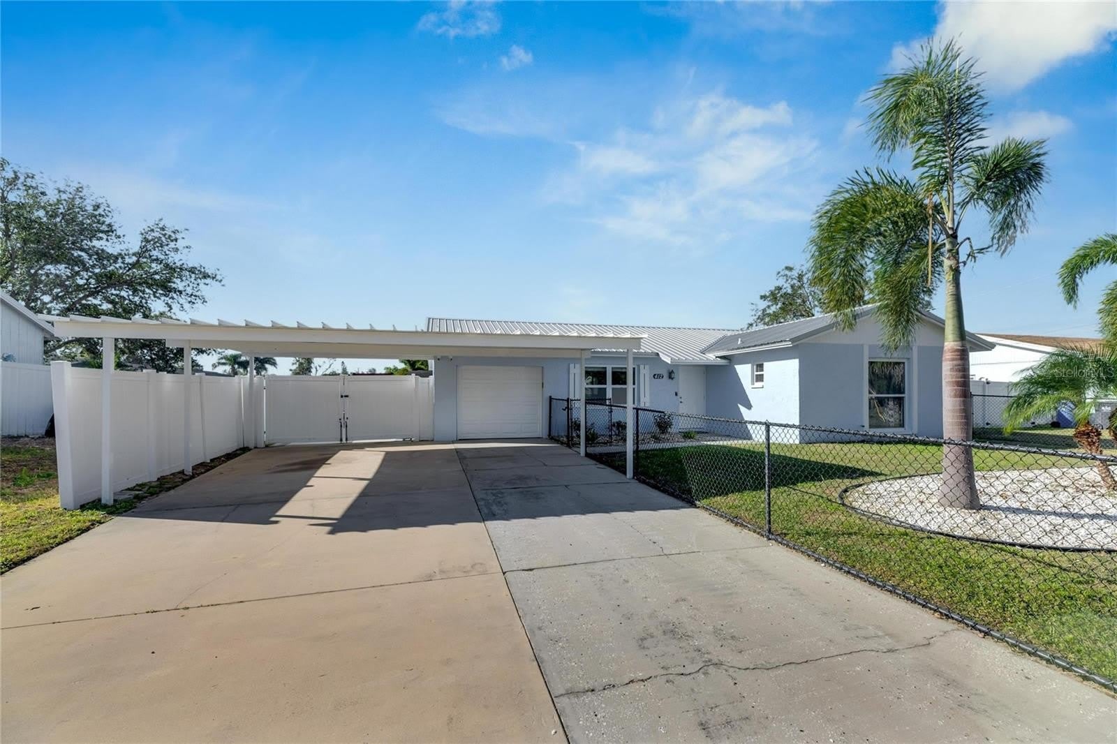 412 FLAMINGO Drive – photo 5