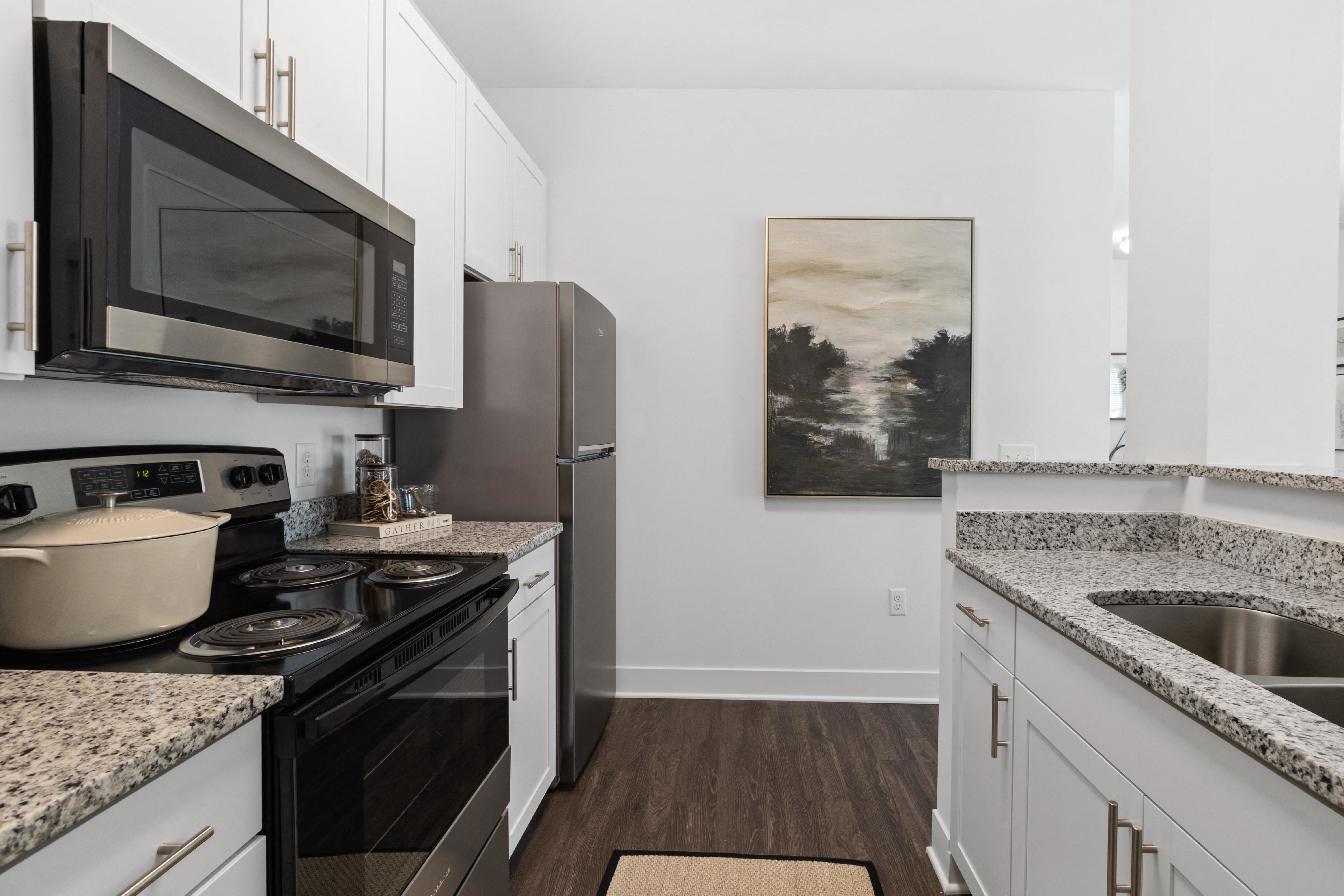 Center Point Apartments – photo 1