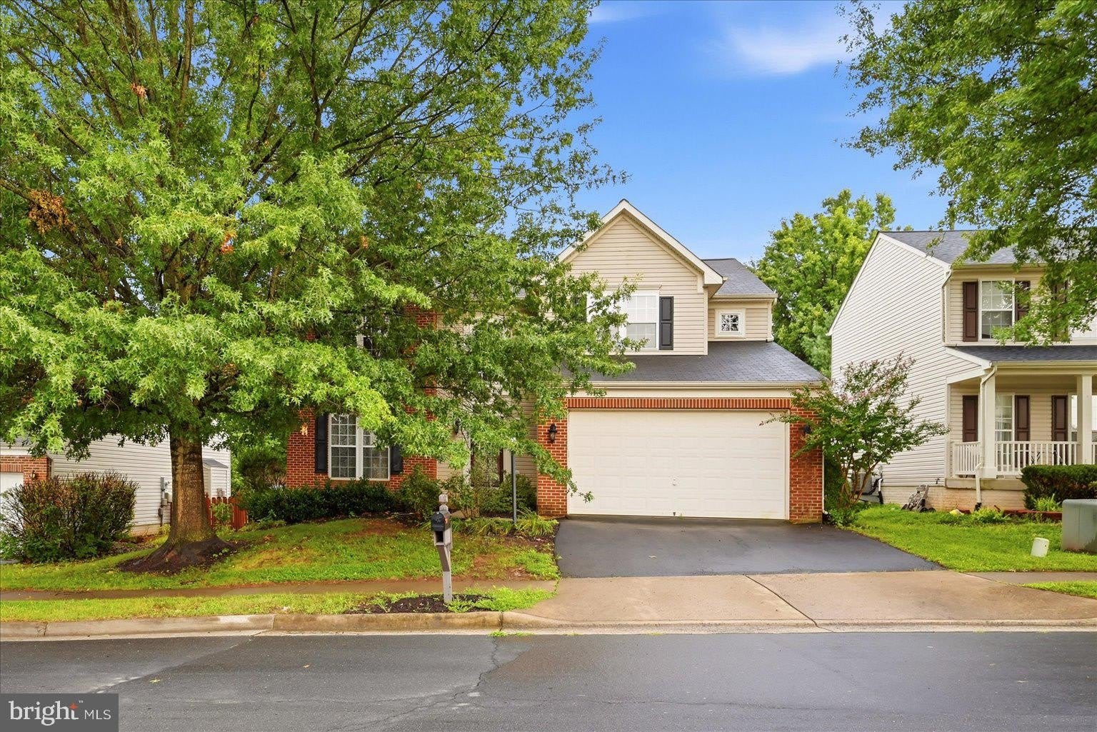 10545 TURNING GRASS Way – photo 2