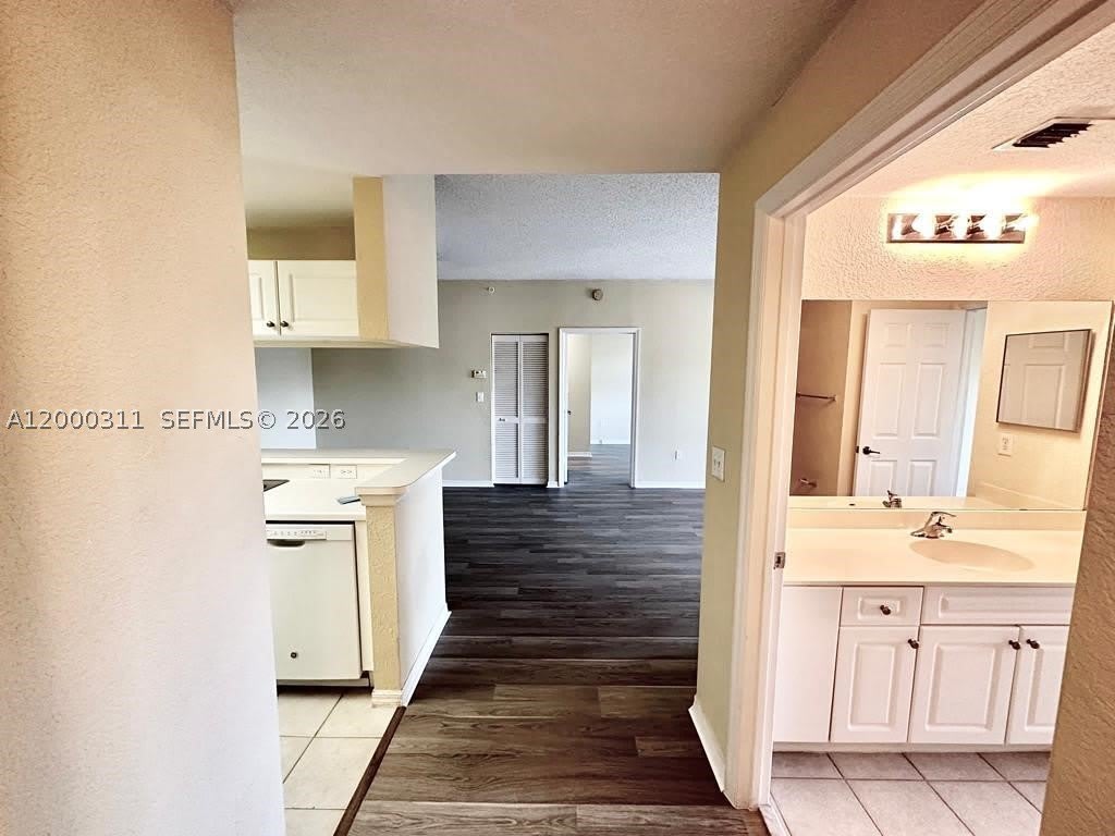 2812 Grande Pkwy – photo 3