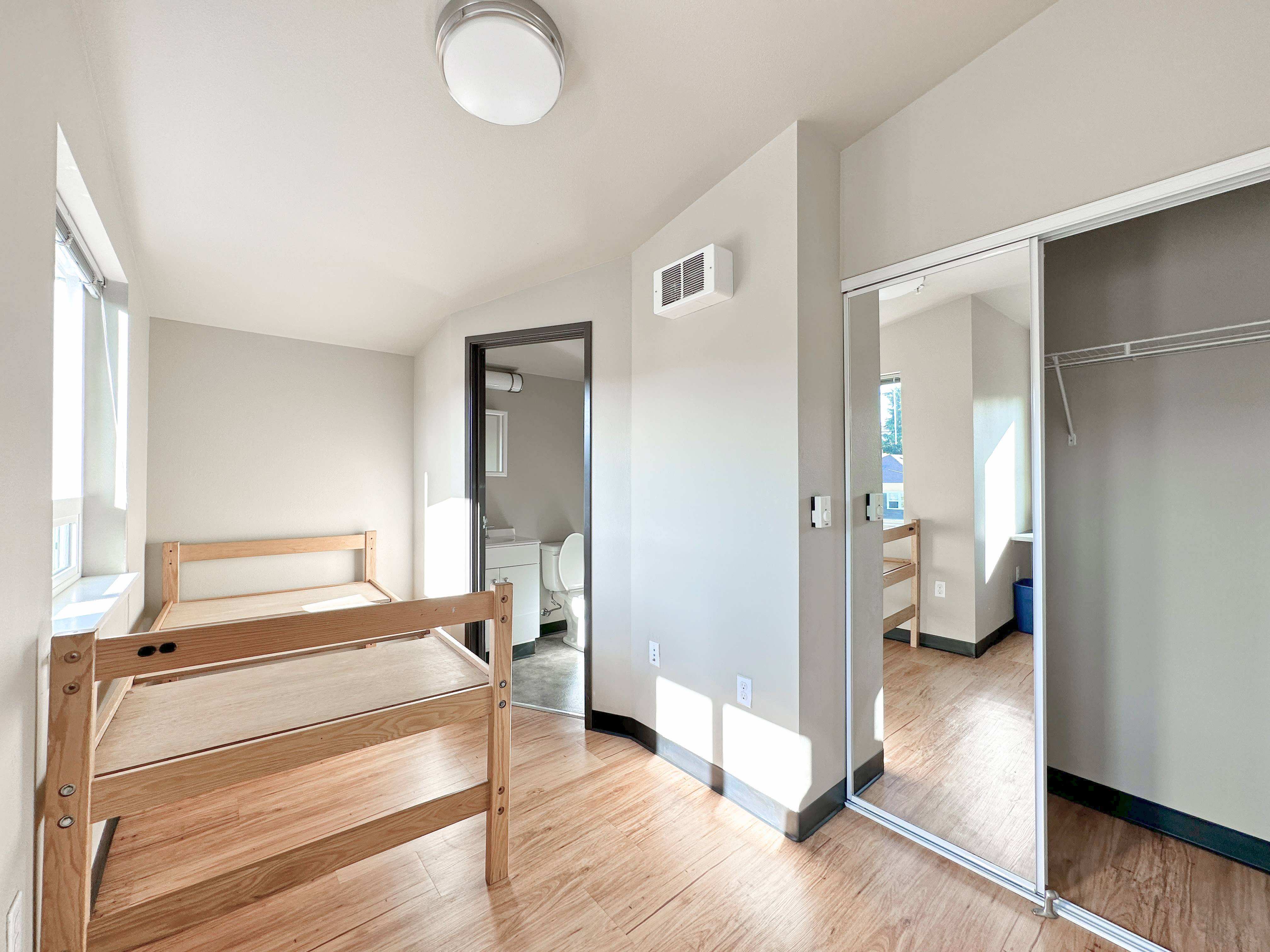 Juno Studios is now Leasing! – photo 4