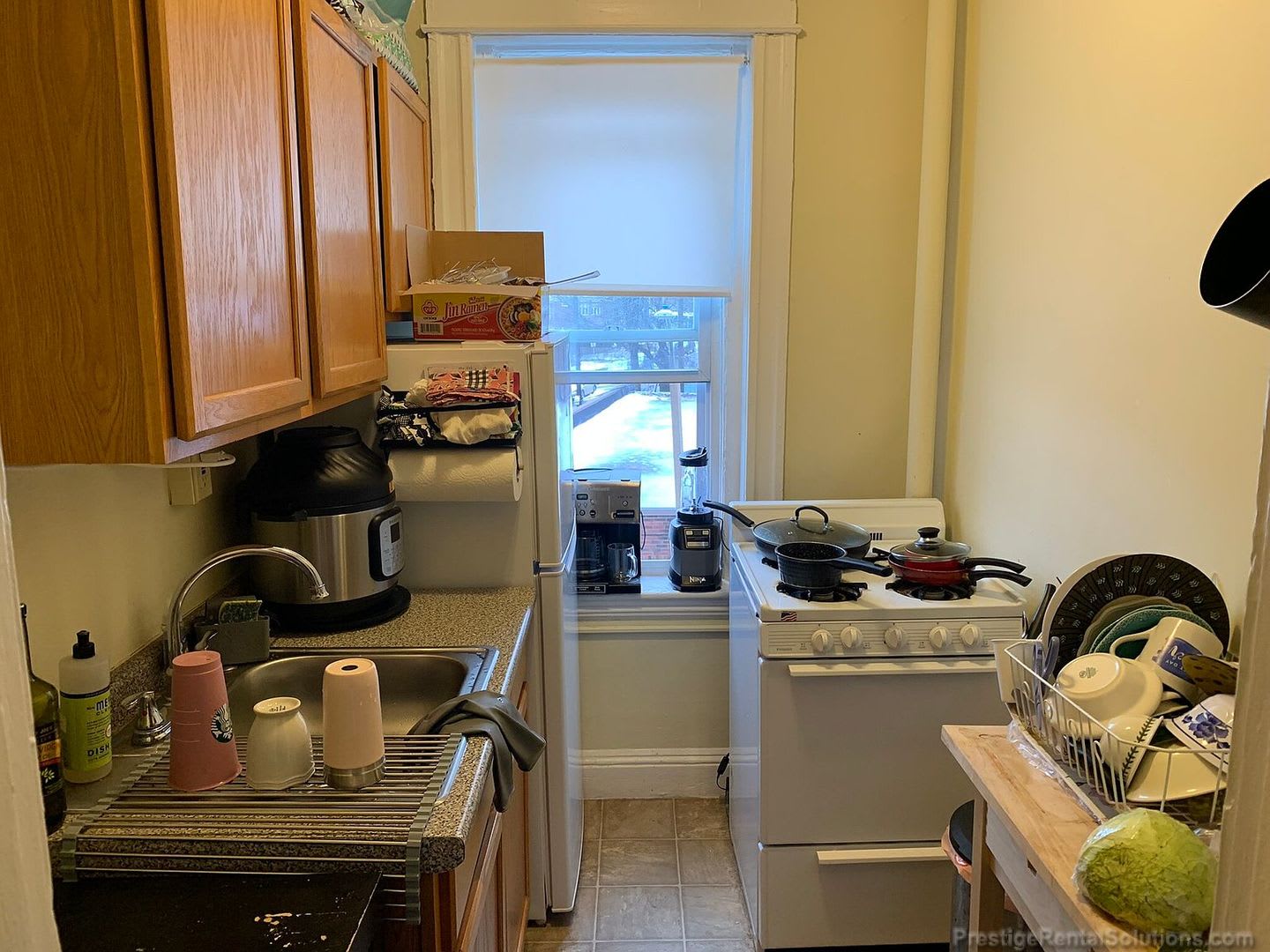 One Bedroom Comm @ Warren Brighton/Allston – photo 3