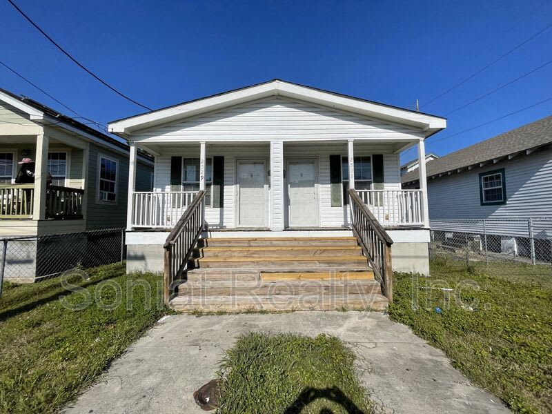2529 North Miro Street – photo 1