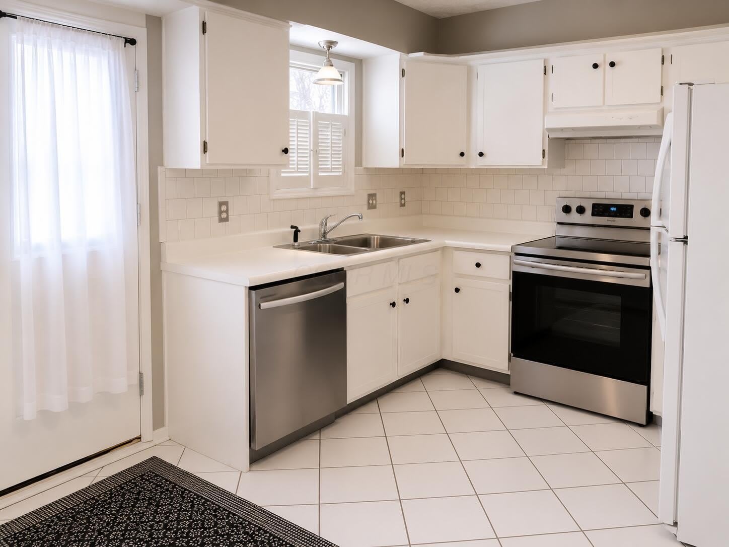 4682 Merrifield Place – photo 5