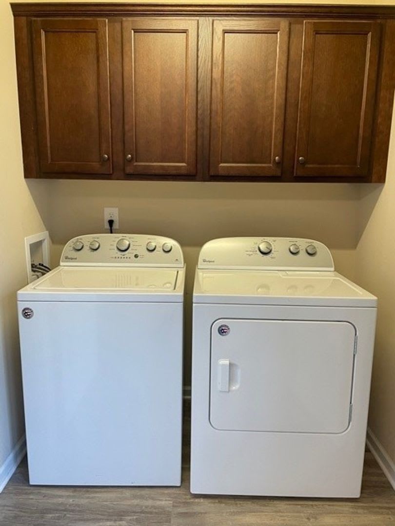 250 Off Pro Rated Rent With A Move In Or Lease Start Date Of October 15Th 2024 – photo 3