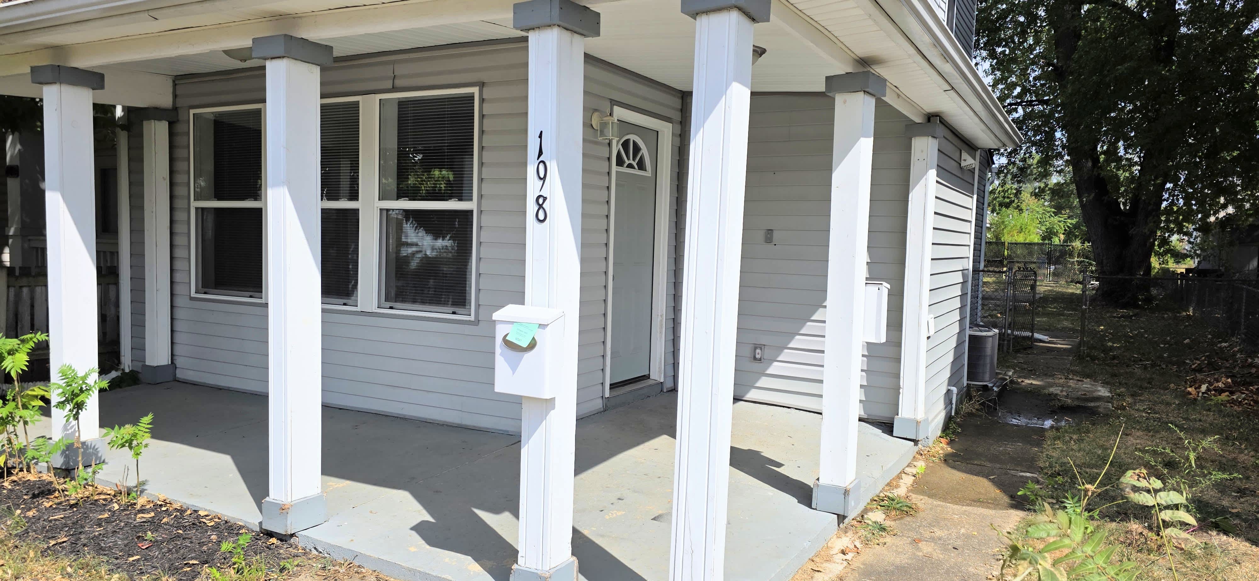 198 Stevens Avenue – photo 1