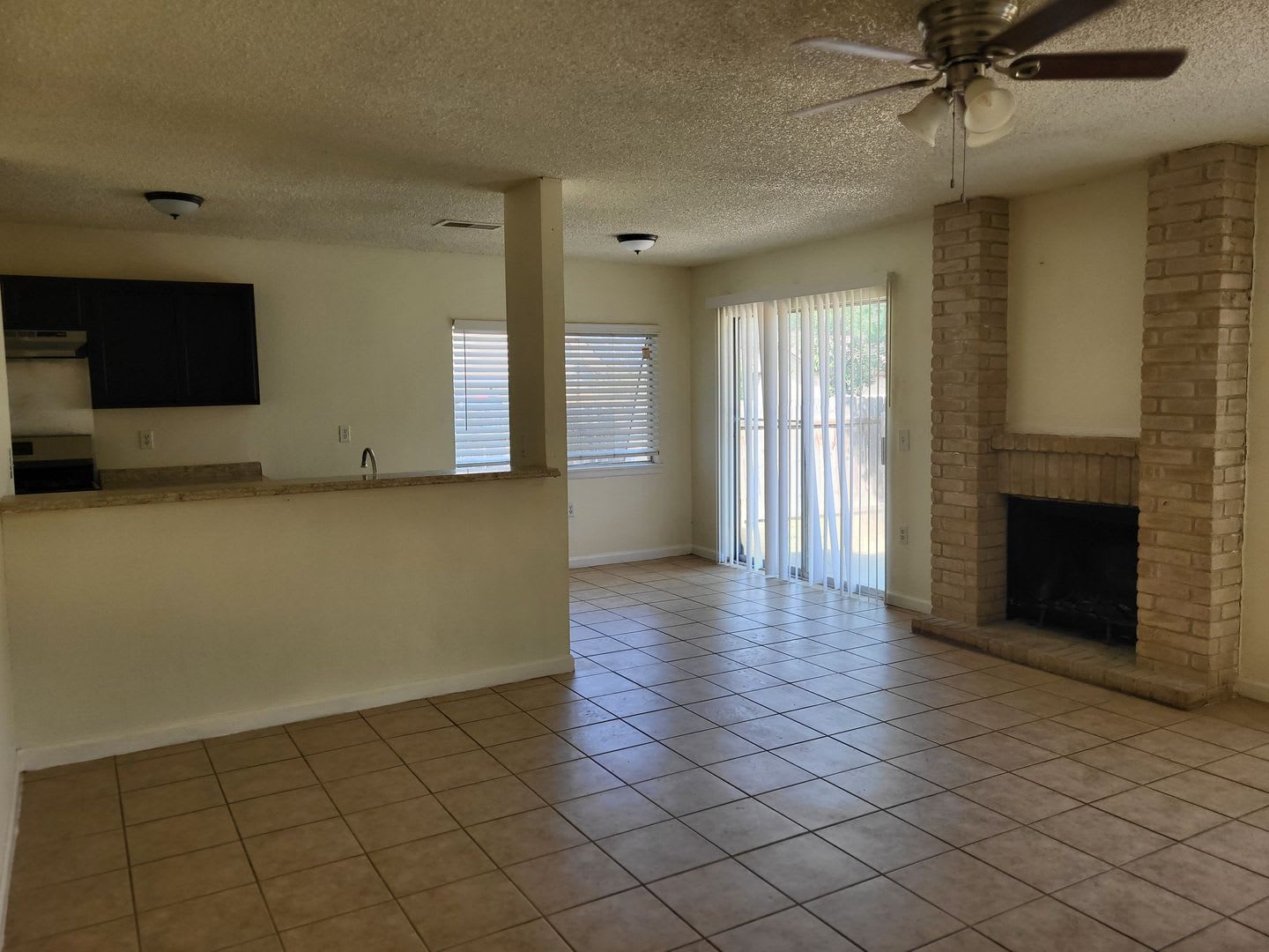 9483 Bowen Drive – photo 2