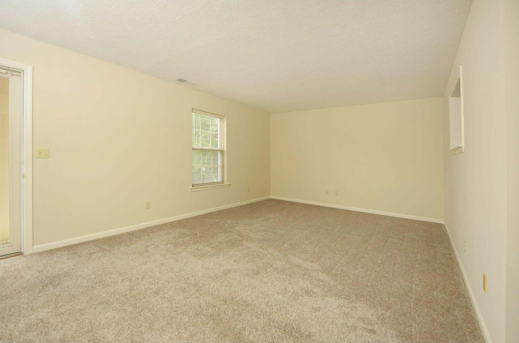 73 Forest Hill Drive – photo 3