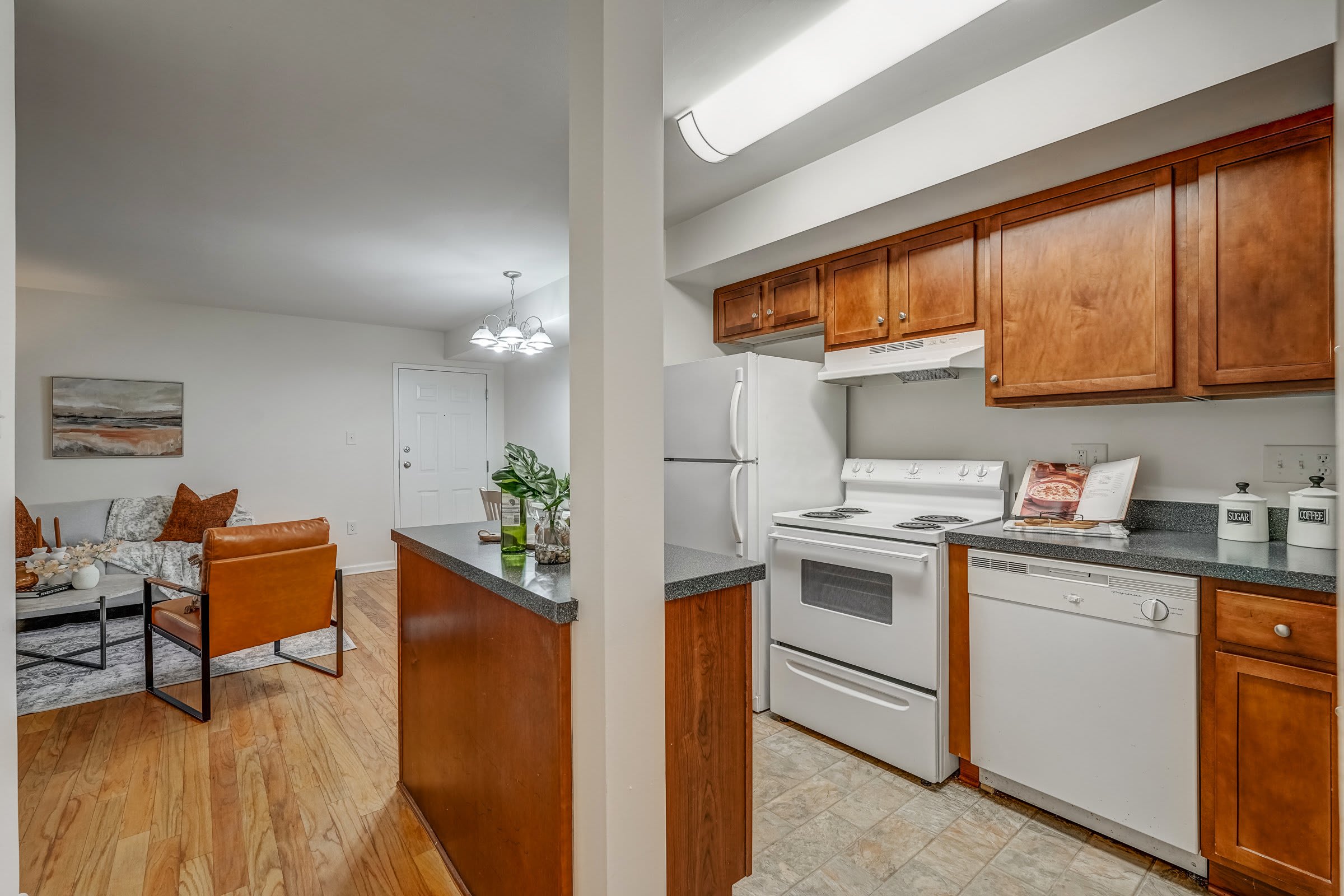 Rock Creek Apartments – photo 3