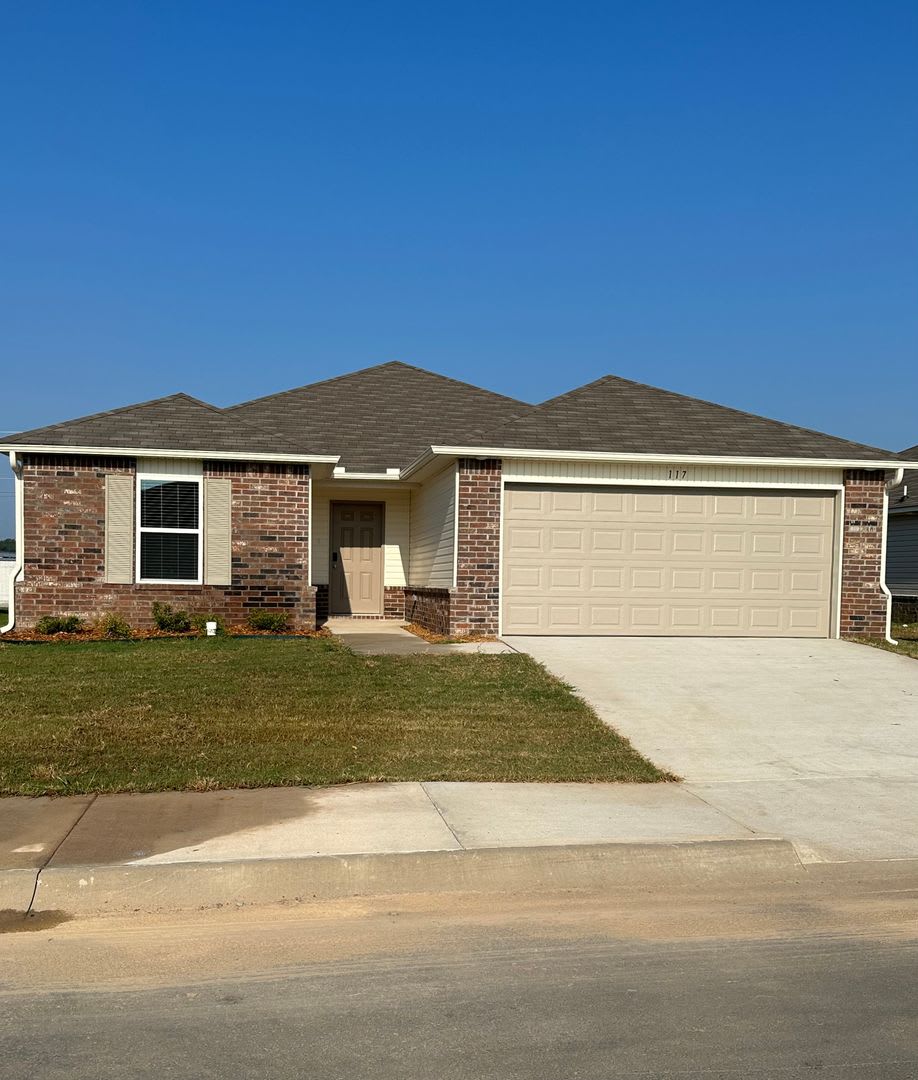 Your Next Home Awaits Pre Leasing A 3 Bedroom 2 Bath Home In Cypress Bend – photo 3