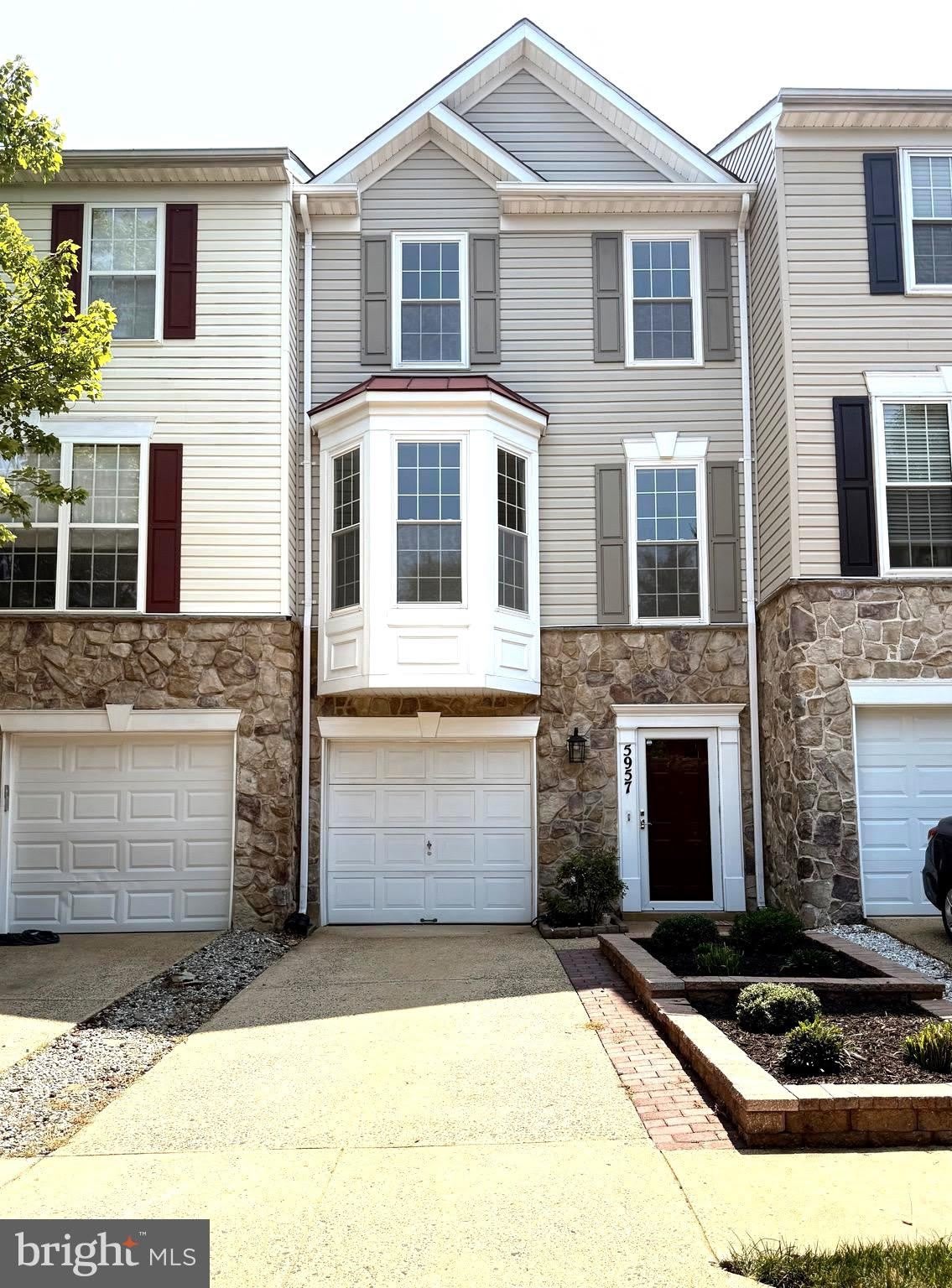 5957 EARLSTON Court – photo 2