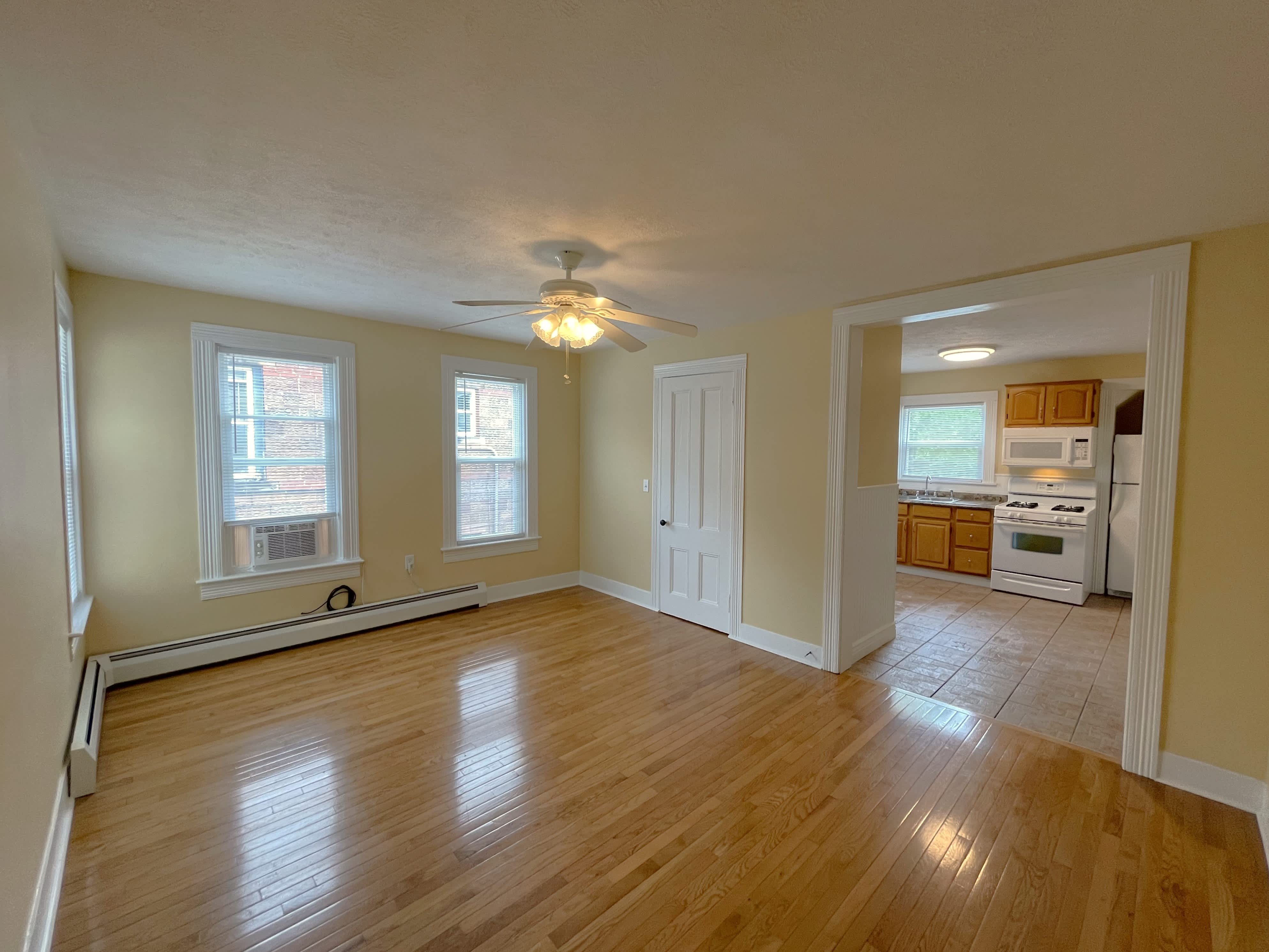 381 W 1St St – photo 5