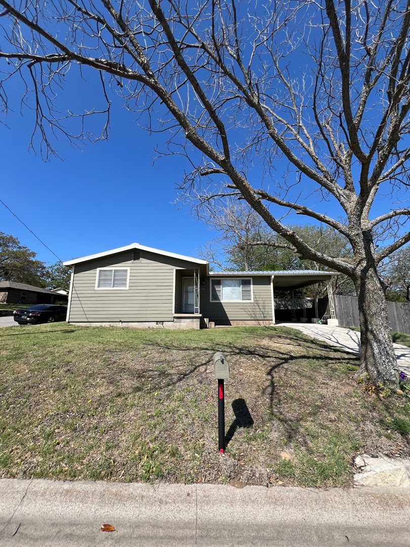 1106 Foster Ln Weatherford Tx 76086 – photo 2