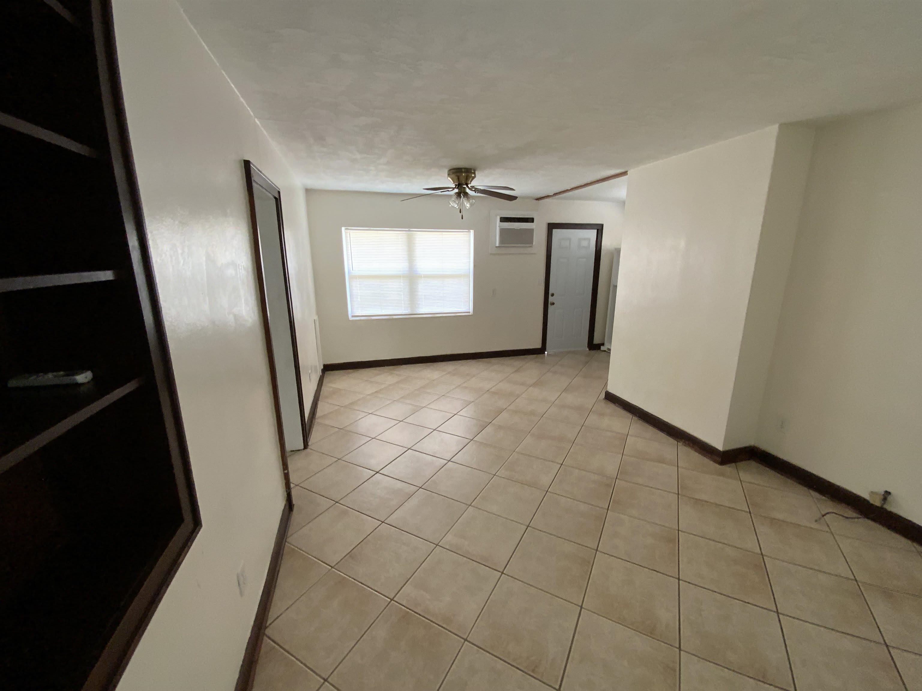 2408 Gillis Street – photo 3