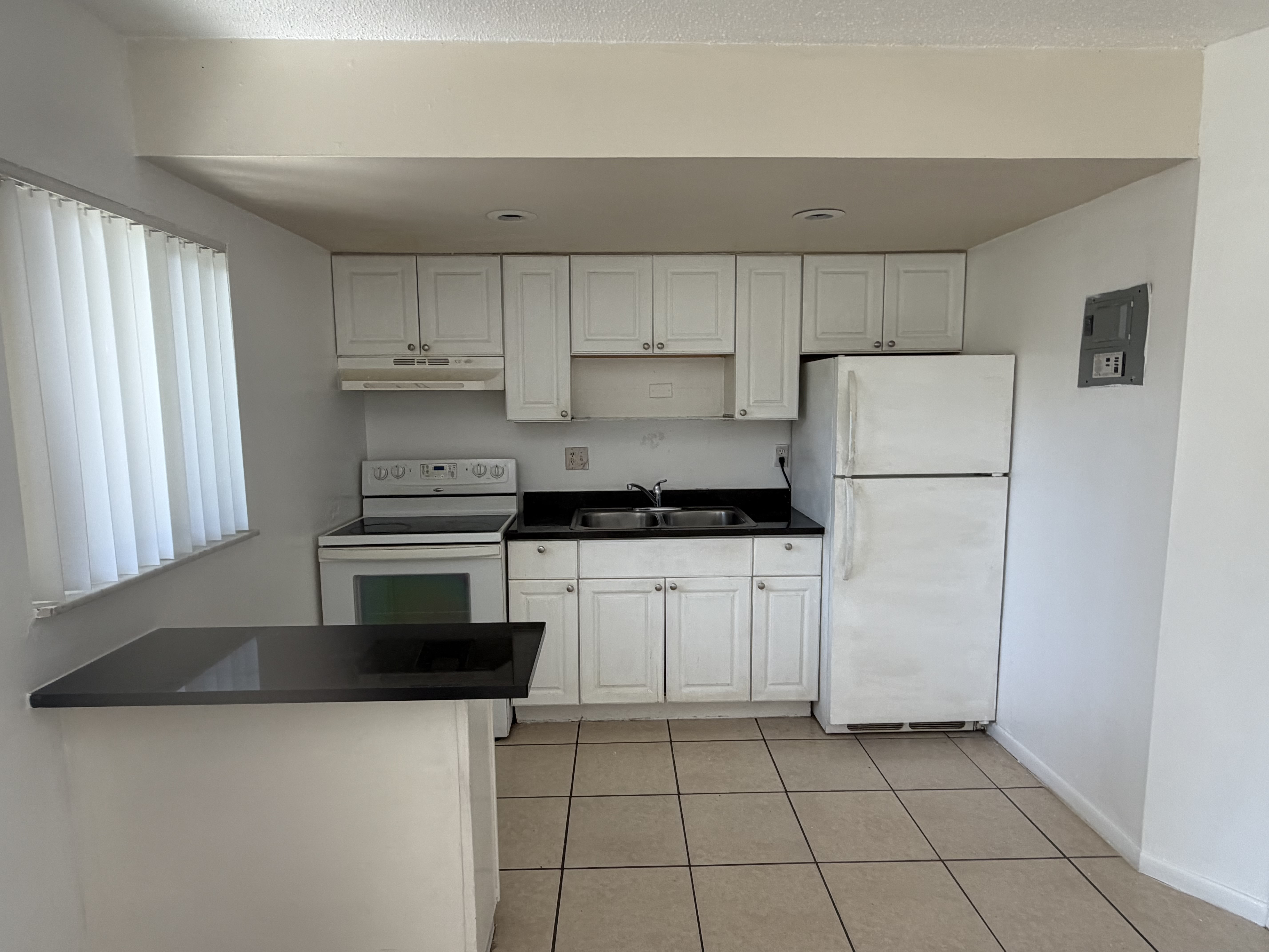 229 W Lancaster Rd – photo 1
