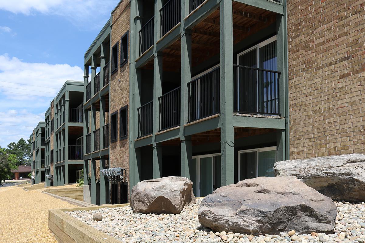 Uptowne Apartments – photo 5