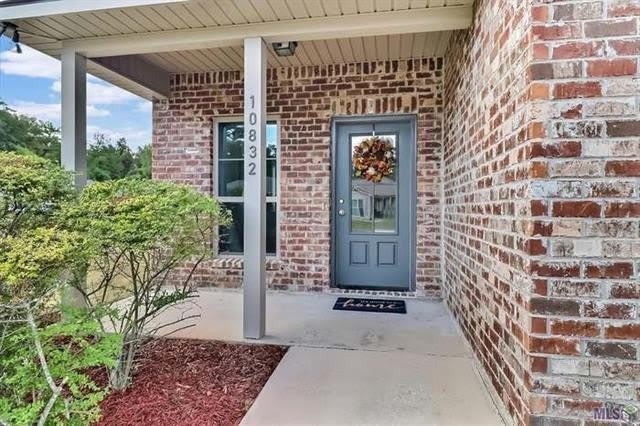 10832 Moss Pointe Drive – photo 4