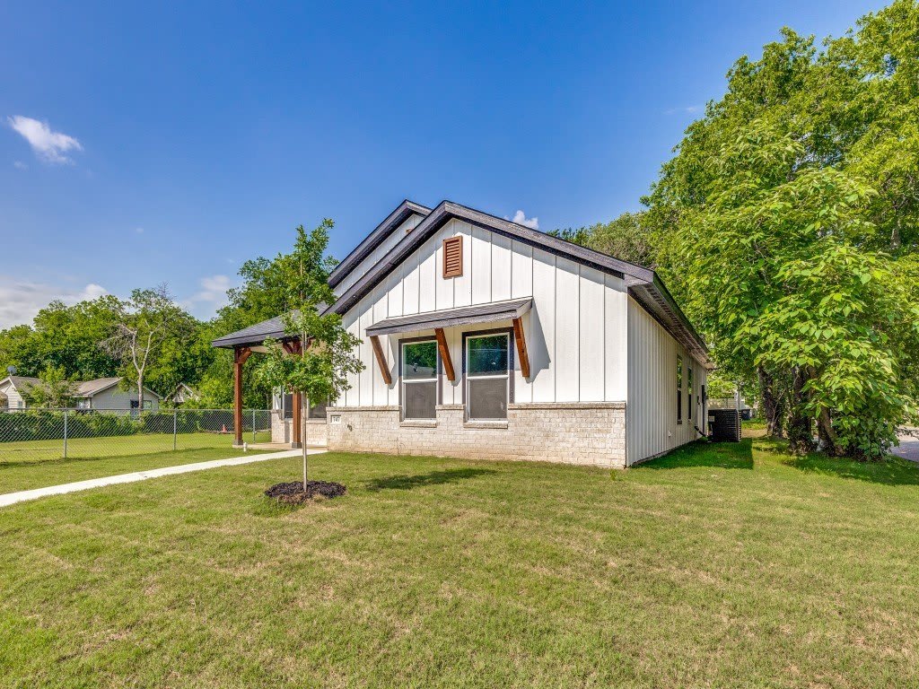 747 N Wilhite Street – photo 3