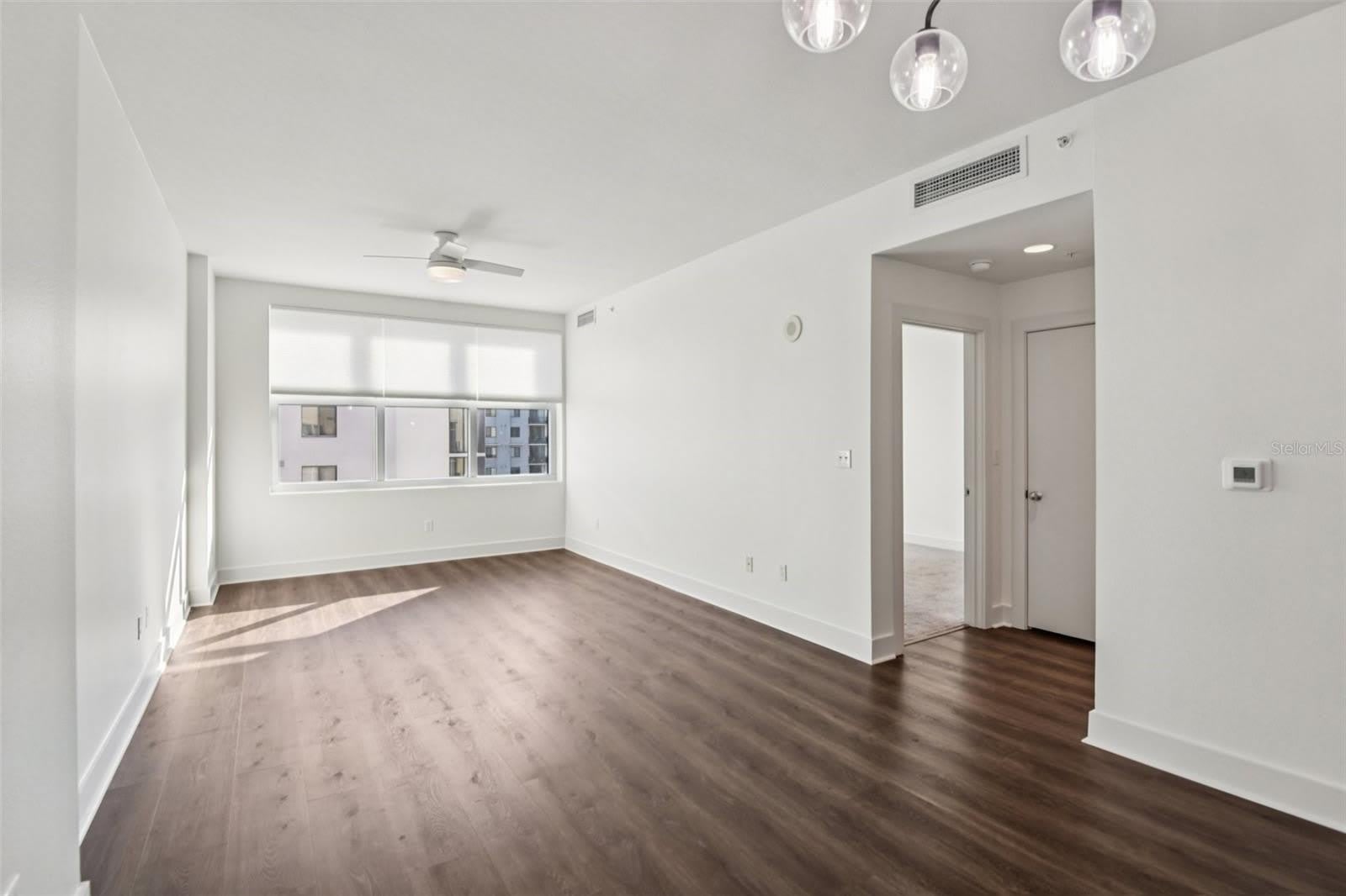 1208 E KENNEDY Boulevard – photo 5