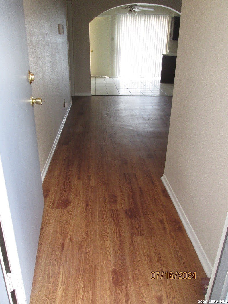 4431 Myrna Dr – photo 3